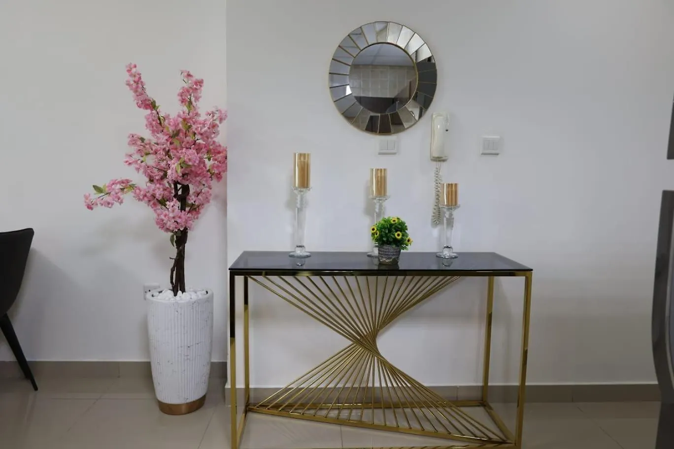 Luxury Brand New 1 Bedroom Apartment 迪拜
