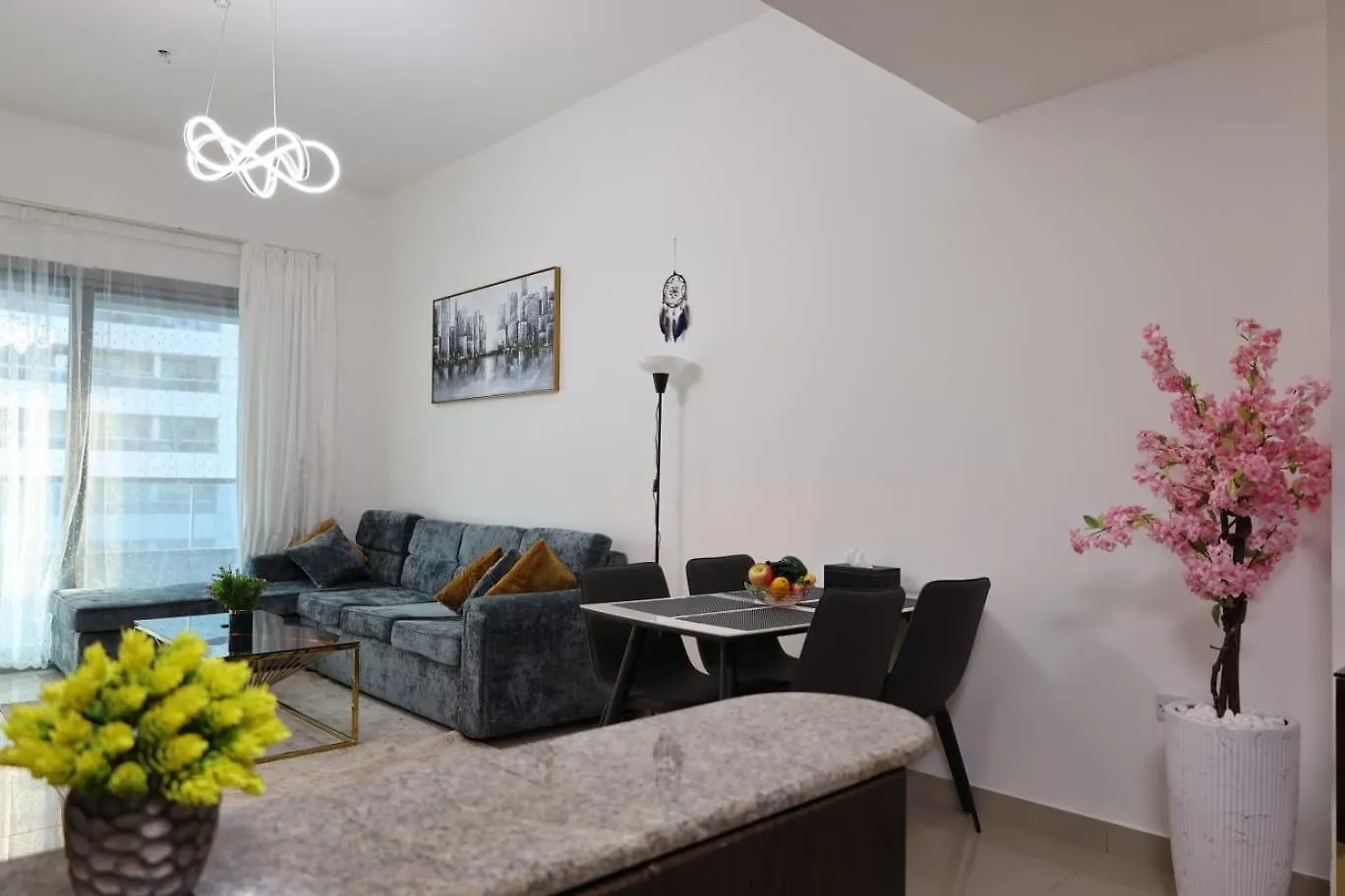 Luxury Brand New 1 Bedroom Apartment 迪拜
