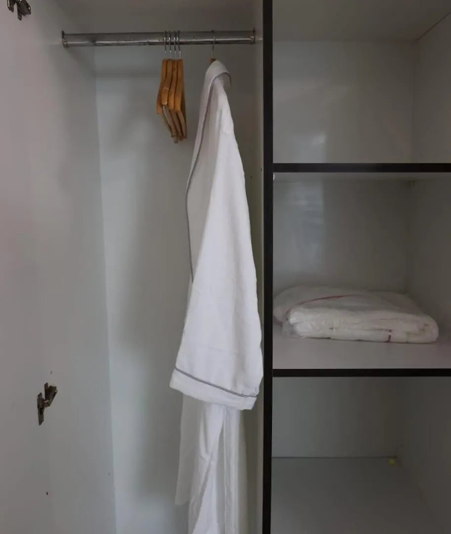 Luxury Brand New 1 Bedroom Apartment 迪拜