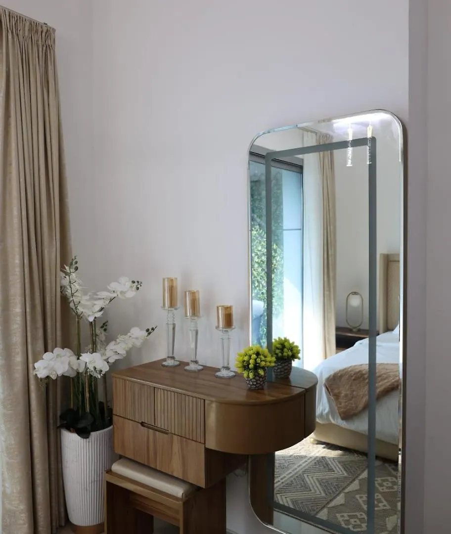 Luxury Brand New 1 Bedroom Apartment 迪拜